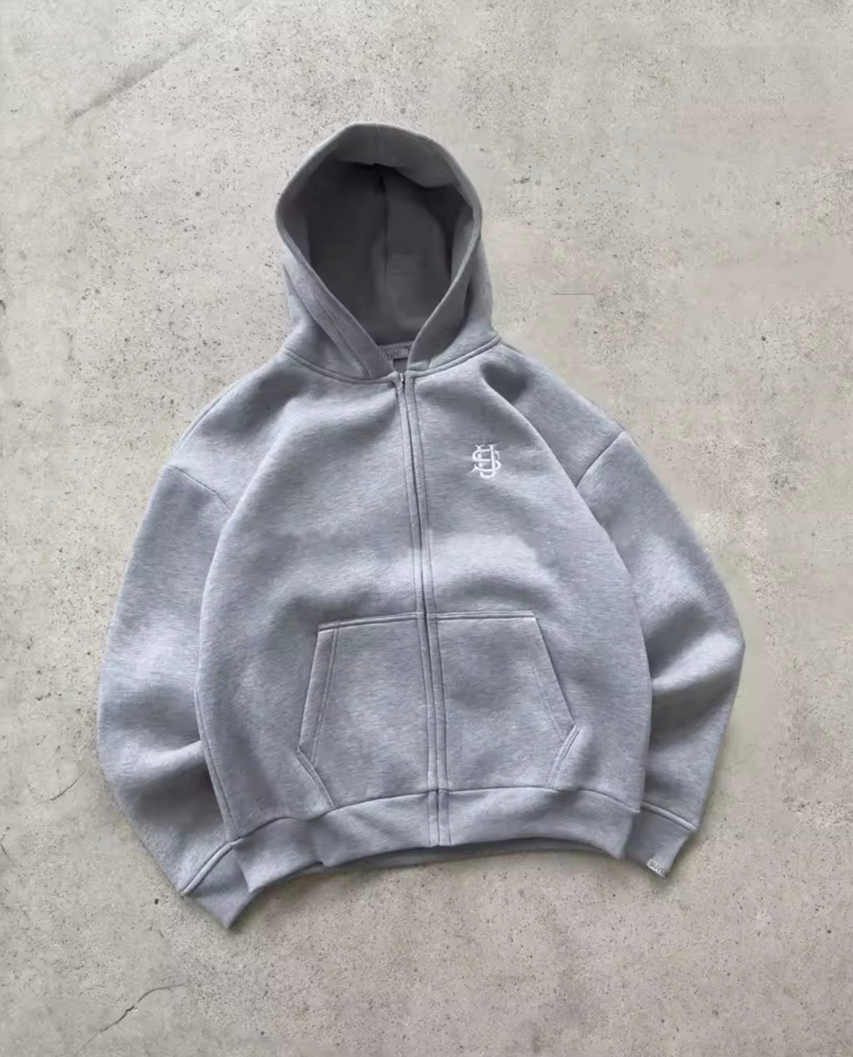 Sweat à capuche zippé oversize essentiel